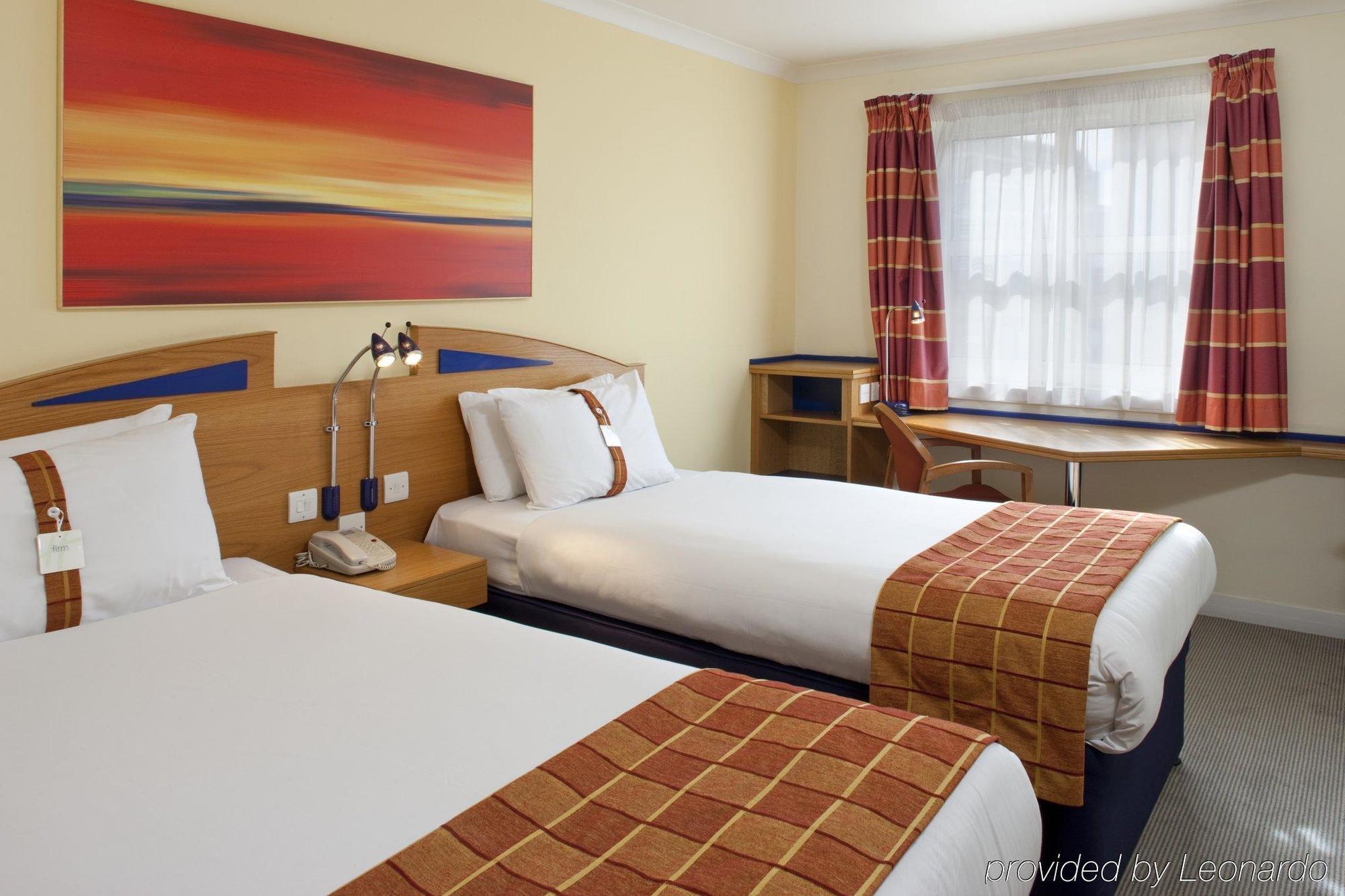 Holiday Inn Express London-Hammersmith By Ihg Room photo